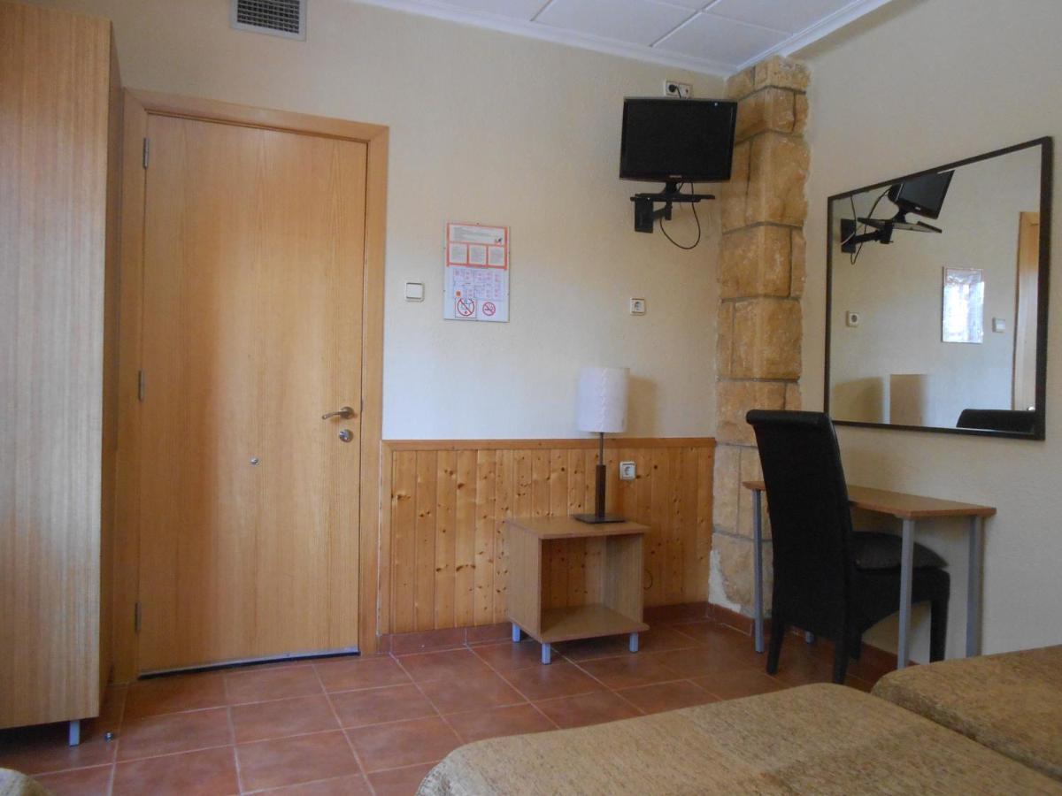 Hostal El Callejon Tarragona Exterior foto