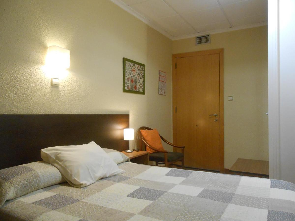 Hostal El Callejon Tarragona Exterior foto